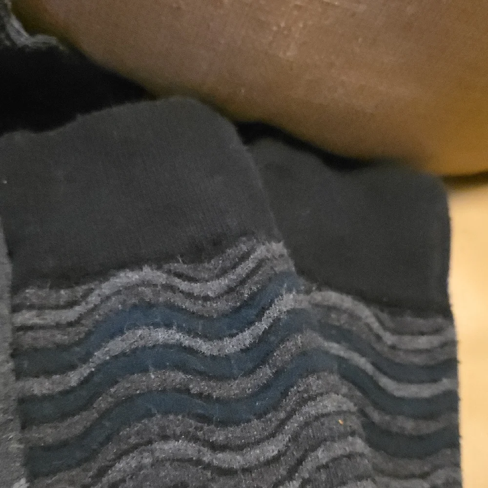 Men's Assorted Gray Socks Set - Picture 9 of 9